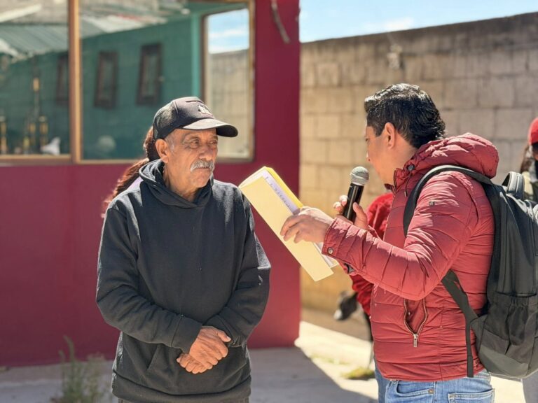 El día de hoy se llevó a cabo la votación para elegir al inspector sustituto en la comunidad de Nuevo Tlahuapan. Durante la asamblea, las y los habitantes propusieron a dos candidatos, quienes fueron sometidos a votación, resultando electo el C. Enrique de Jesús Morales con un total de 27 votos a favor.